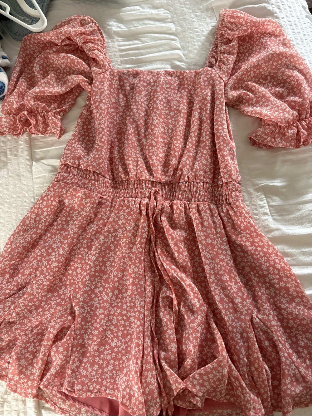 Trixxi Dusty Rose Floral Puff-Sleeve Dress